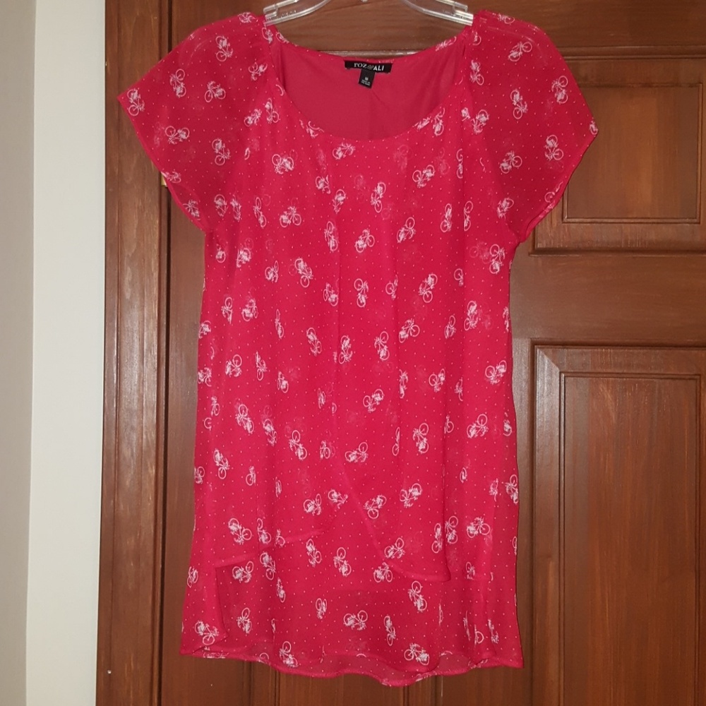 Roz & Ali red bicycle print blouse size M
